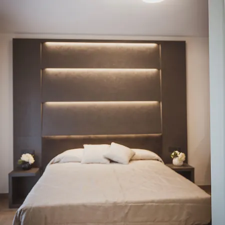 Corte Reale Luxury Couette-café San Salvo