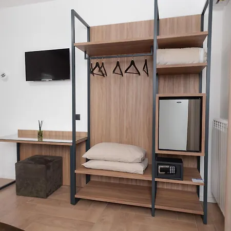 Corte Reale Luxury Bed & Breakfast 4*