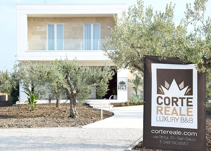 Corte Reale Luxury Bed & Breakfast 4*